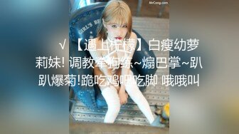 ❤️小母狗的户外任务❤️人群中小母狗小骚逼里夹着电动玩具 体验露出的快感 紧张刺激 好羞耻 又觉得好兴奋..